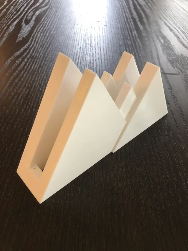 3D printed MacBook stand