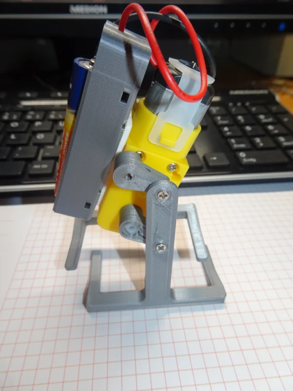 walking robot school project